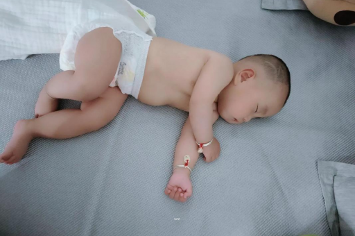 晋江宝宝多大开始游泳